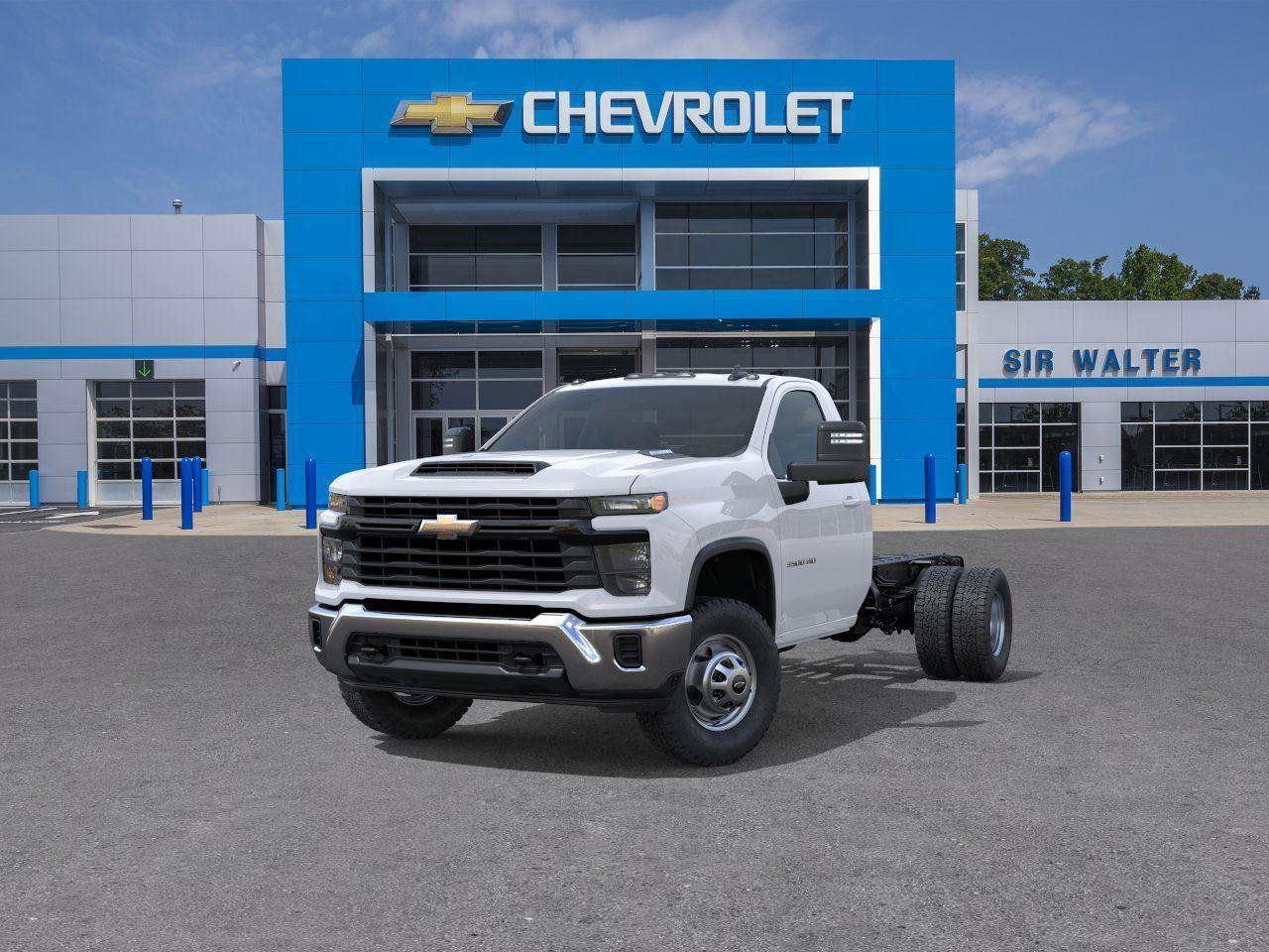 2025 Chevrolet Silverado 3500HD CC Work Truck - Summit White exterior view 8