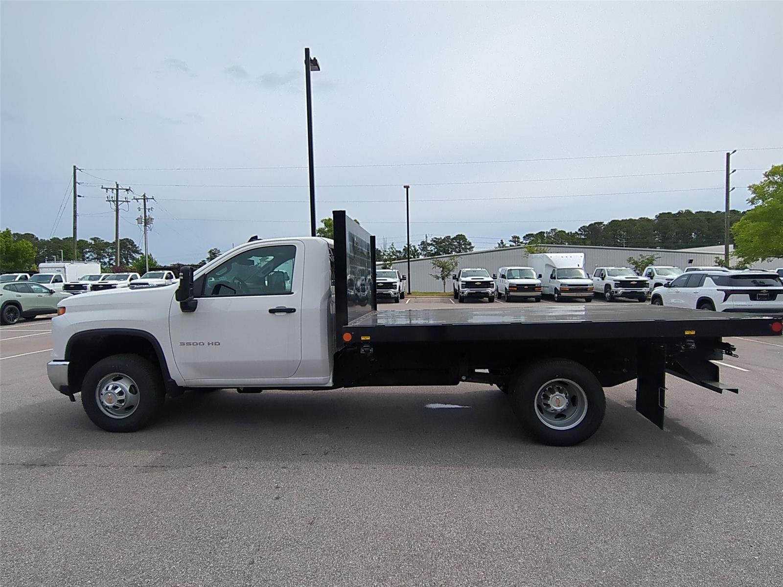 2025 Chevrolet Silverado 3500HD CC Work Truck - Summit White exterior view 2