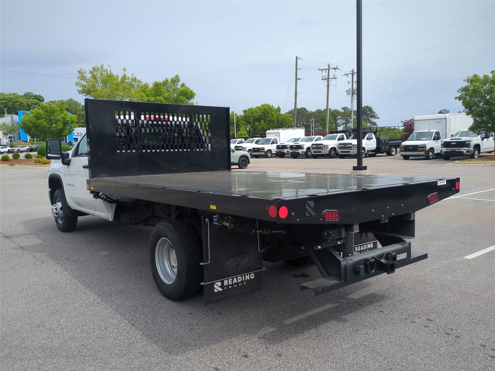 2025 Chevrolet Silverado 3500HD CC Work Truck - Summit White exterior view 3