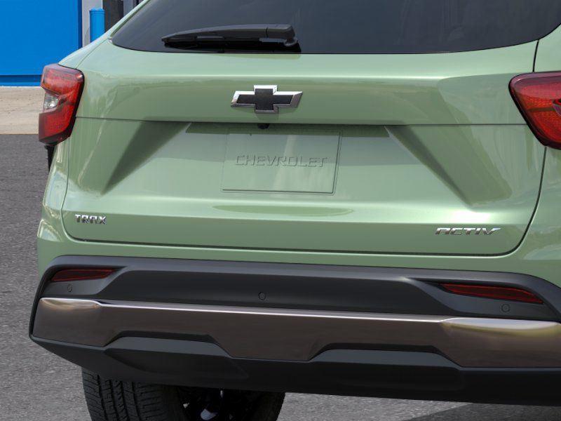 2026 Chevrolet Trax ACTIV - Cacti Green exterior view 15