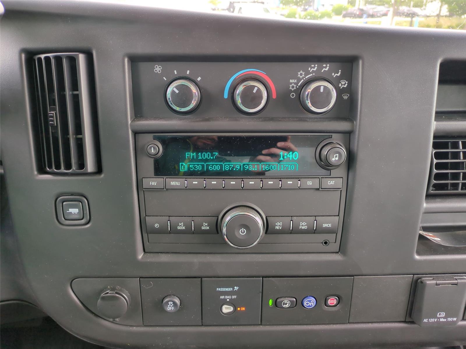 2025 Chevrolet Express Cutaway Work Van - Summit White exterior view 19