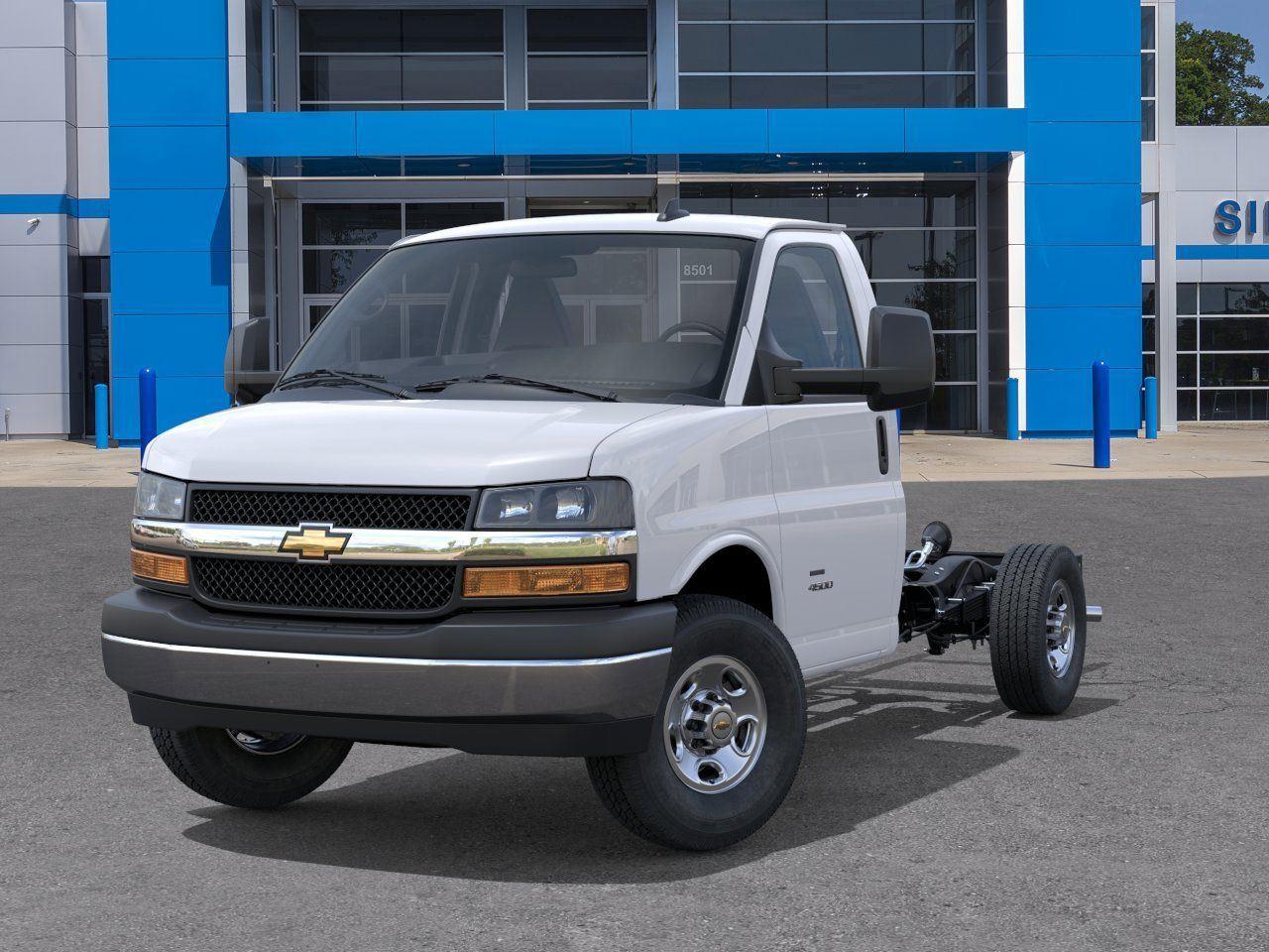 2026 Chevrolet Express Cutaway 3500 Van 139
