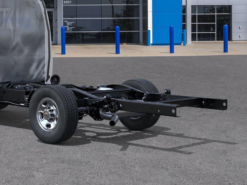 2026 Chevrolet Express Cutaway 3500 Van 139
