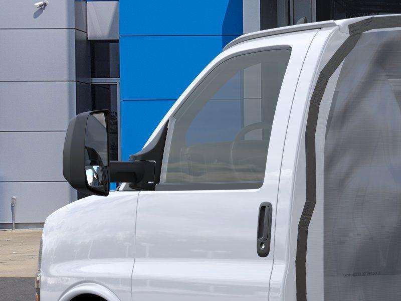 2026 Chevrolet Express Cutaway 3500 Van 139
