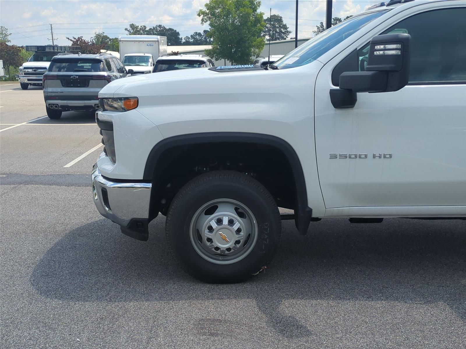 2025 Chevrolet Silverado 3500HD CC Work Truck - Summit White exterior view 10
