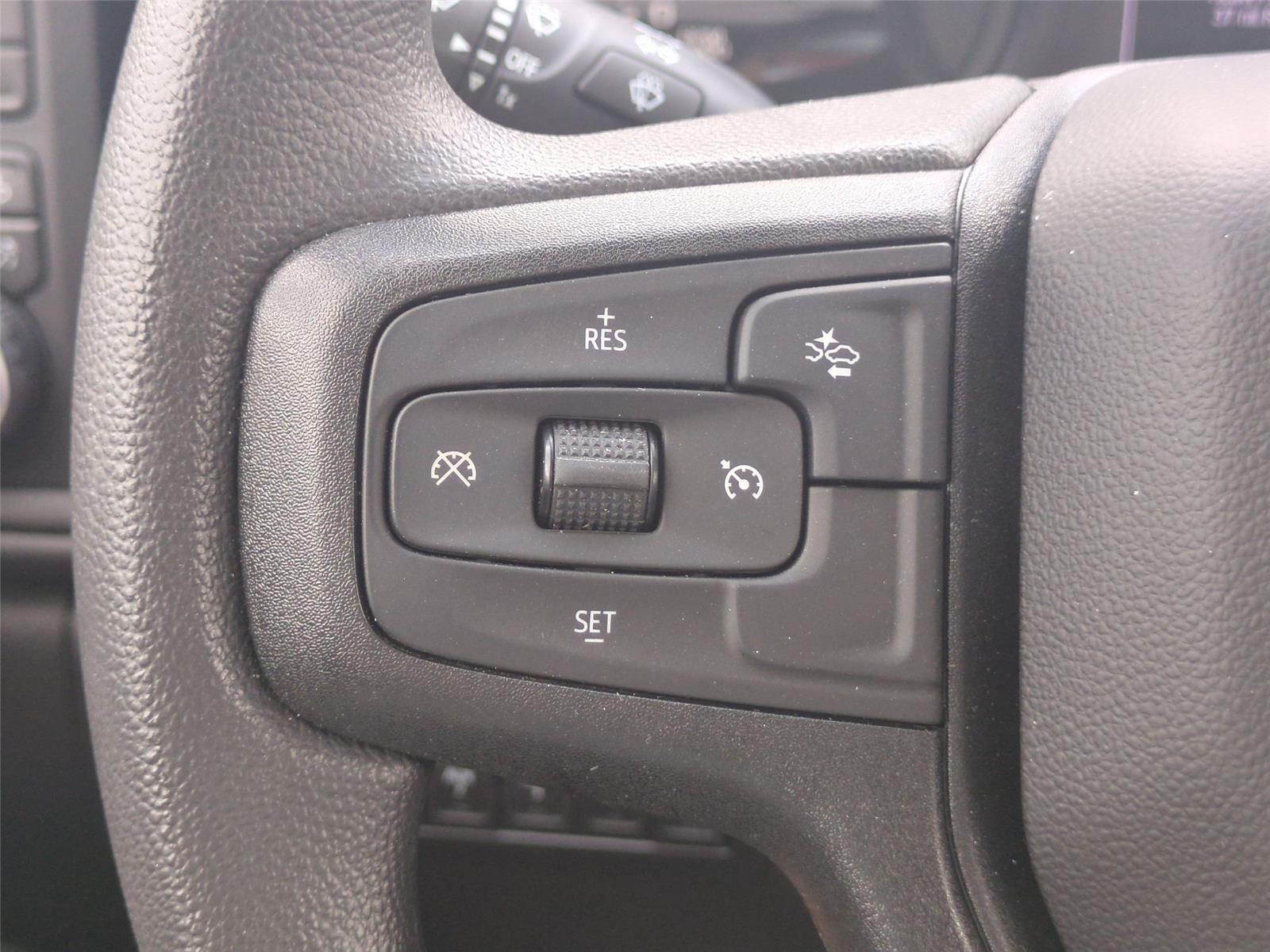 2025 Chevrolet Silverado 3500HD CC Work Truck - Summit White exterior view 17