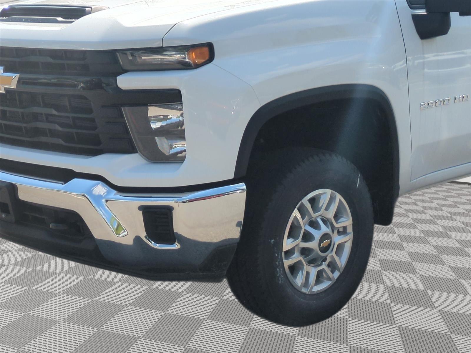 2026 Chevrolet Silverado 2500HD Work Truck - Summit White exterior view 9