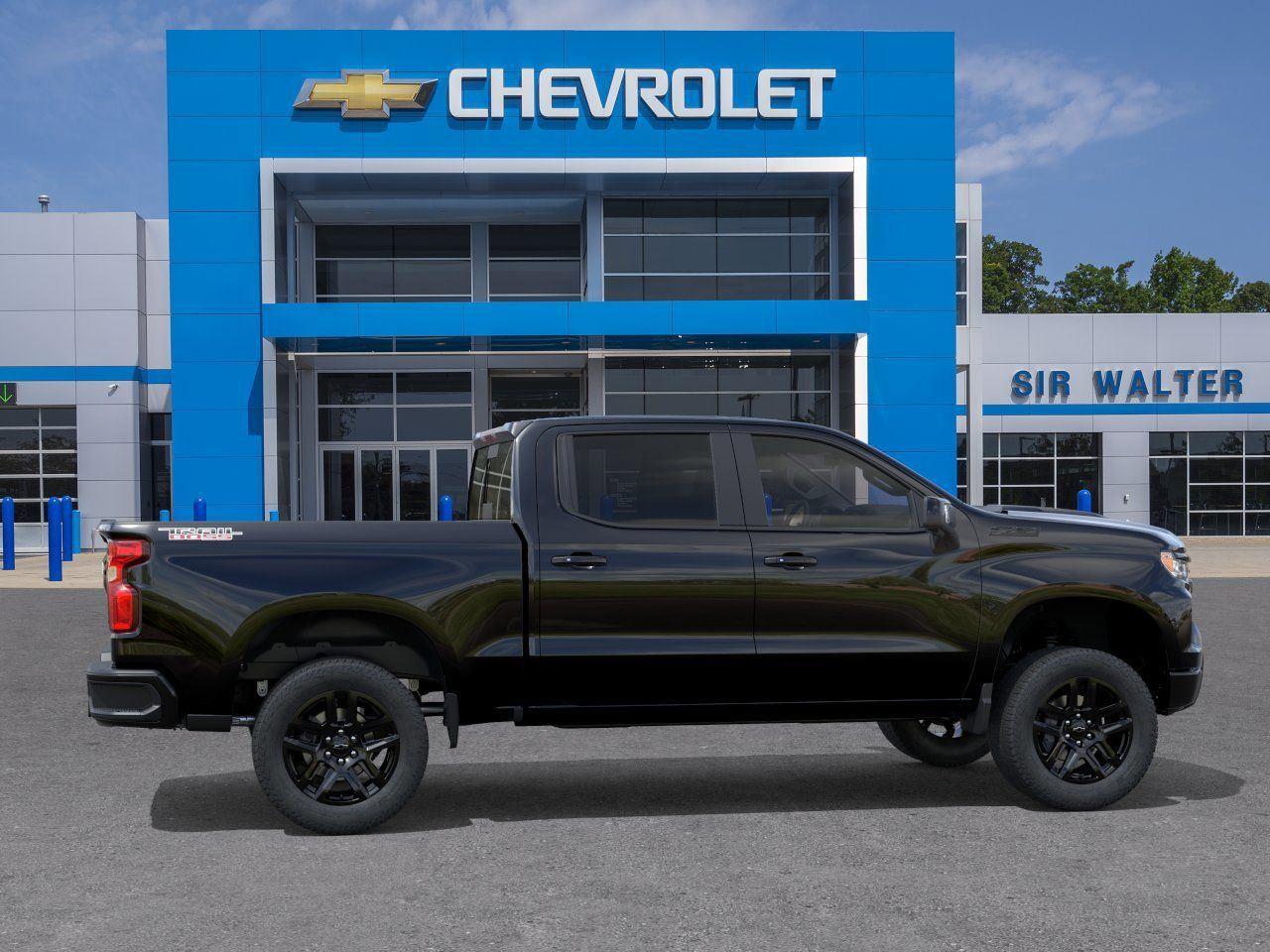 2026 Chevrolet Silverado 1500 LT Trail Boss - Black exterior view 6
