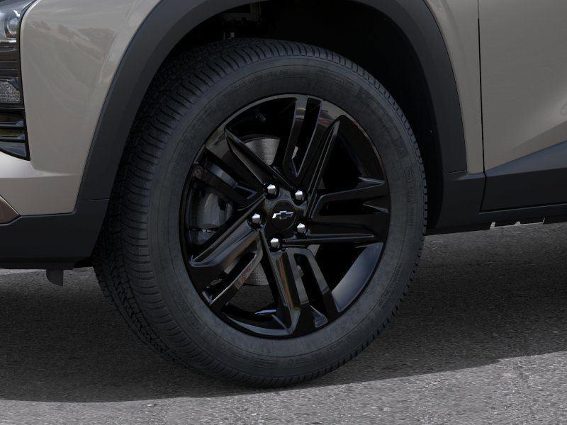 2026 Chevrolet Trax ACTIV - White Sands exterior view 10