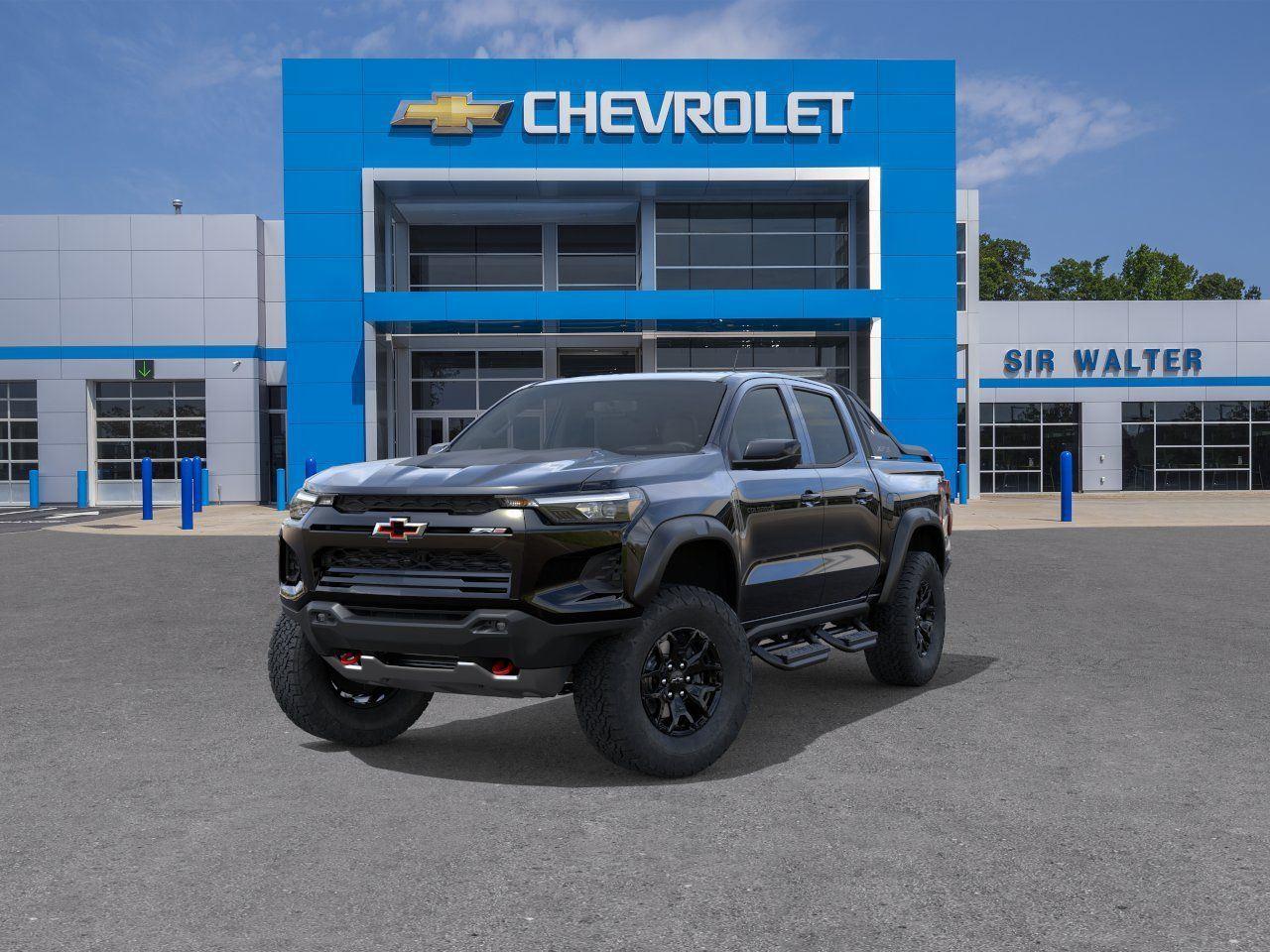 2026 Chevrolet Colorado 4WD ZR2 - Black exterior view 8