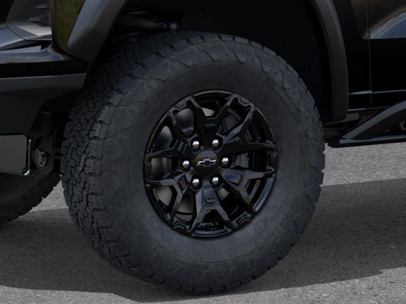 2026 Chevrolet Colorado 4WD ZR2 - Black exterior view 9