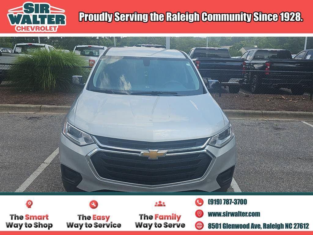 Silver Ice Metallic 2020 Chevrolet Traverse SUV / Crossover Front-Wheel Drive 9-Speed Automatic