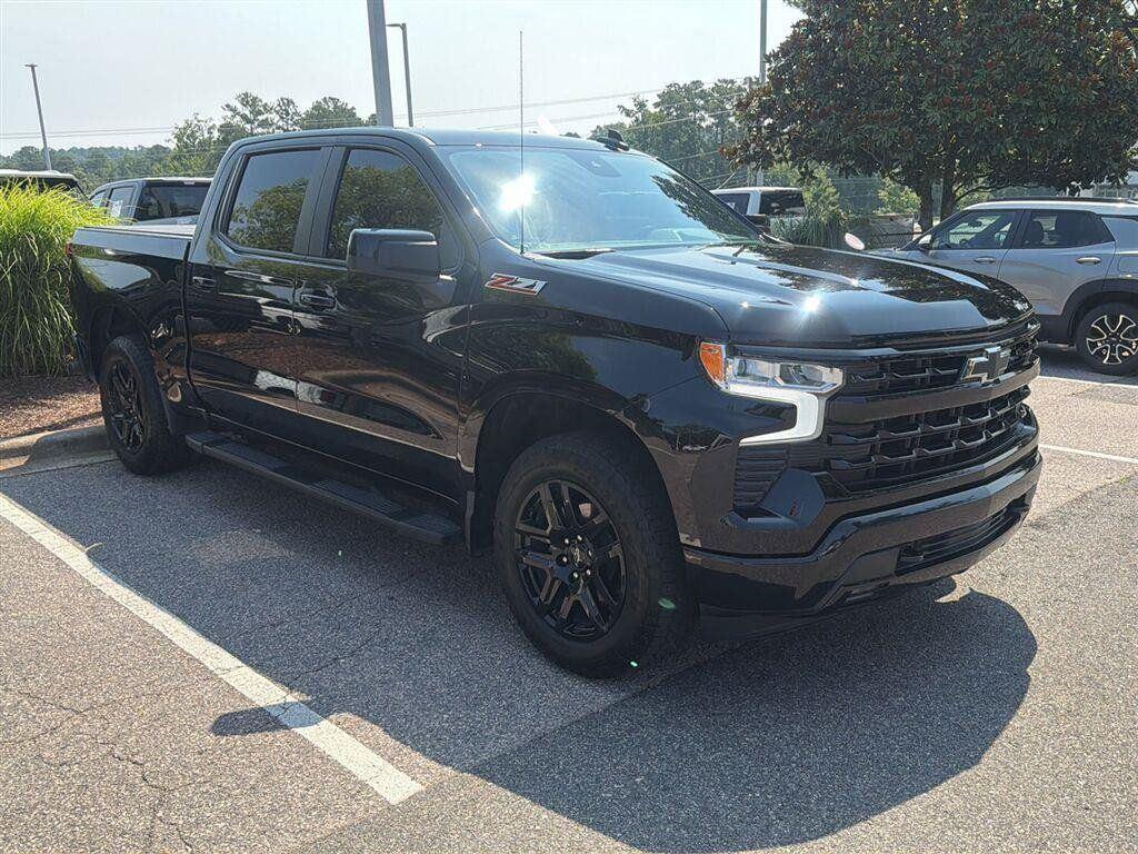 Black 2025 Chevrolet Silverado 1500 Pickup Truck Four-Wheel Drive Automatic