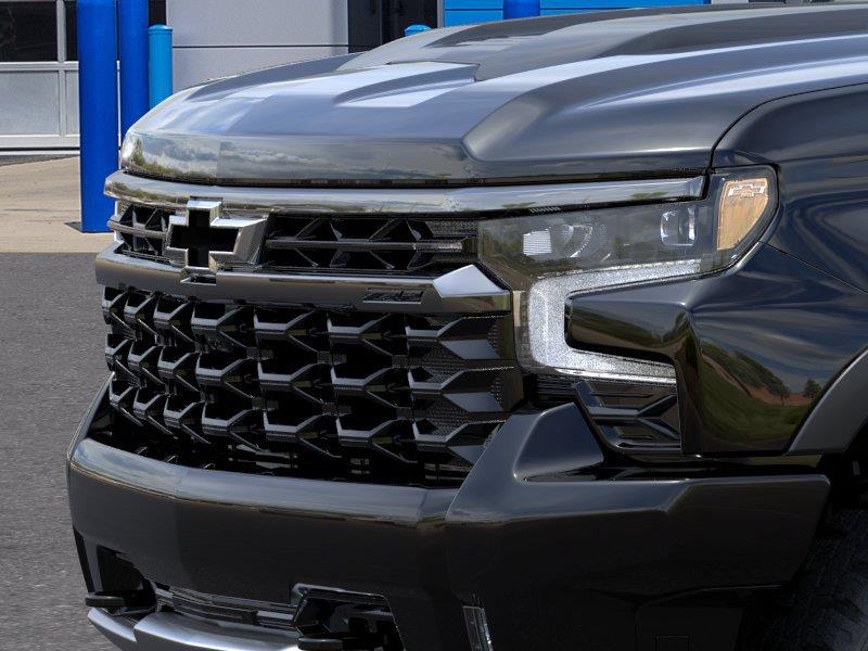 2026 Chevrolet Silverado 1500 ZR2 - Black exterior view 13