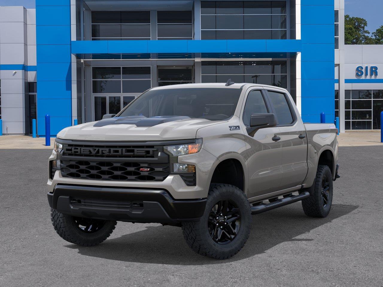 2026 Chevrolet Silverado 1500 Custom Trail Boss - White Sands exterior view 6