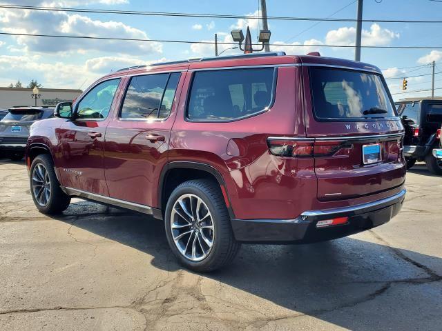2022 Jeep Wagoneer Series III photo 2