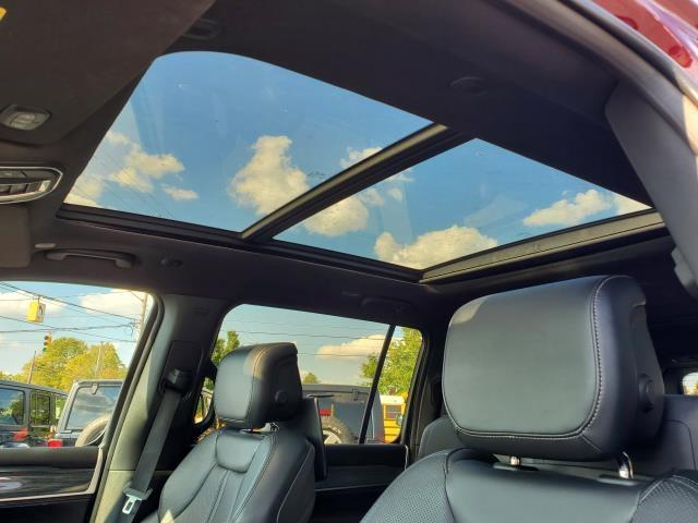 2022 Jeep Wagoneer Series III photo 4