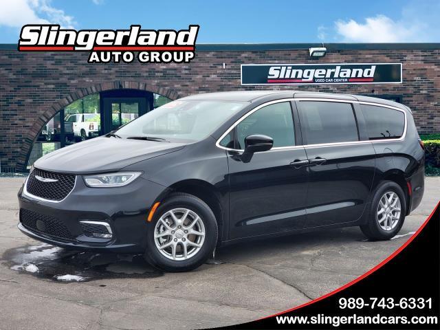 2025 Chrysler Pacifica Select FWD