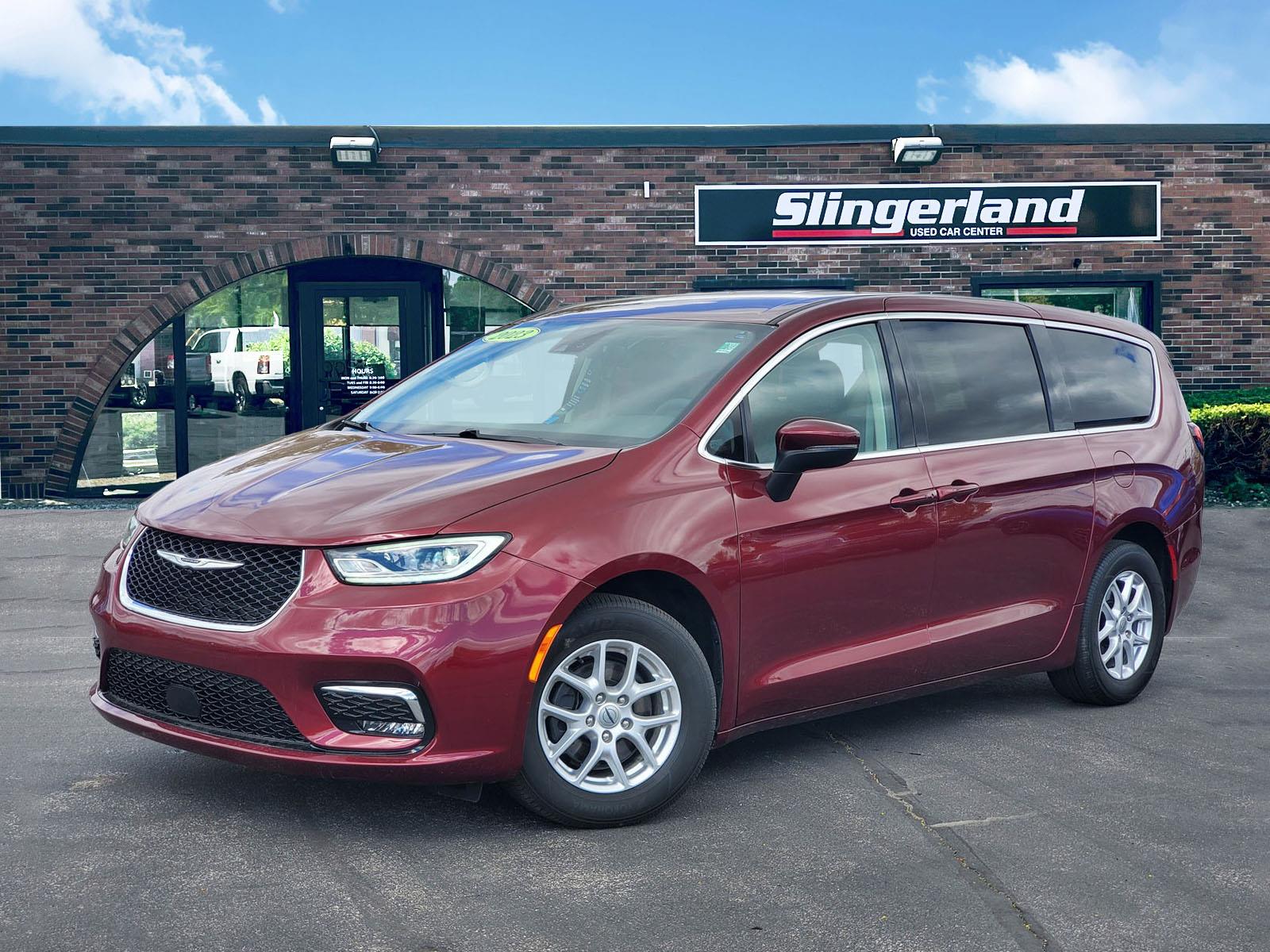 Velvet Red Pearlcoat 2023 Chrysler Pacifica Touring L FWD Minivan Front-Wheel Drive 9-Speed Automatic