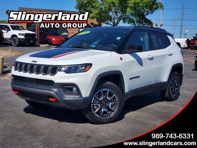 Bright White Clearcoat 2026 Jeep Compass SUV / Crossover Four-Wheel Drive 8-Speed Automatic