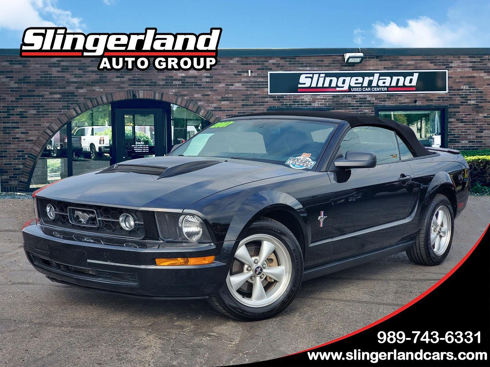 2007 Ford Mustang Convertible Rear-Wheel Drive 5-Speed Manual