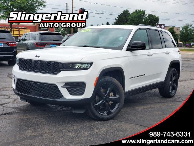 Bright White Clearcoat 2023 Jeep Grand Cherokee SUV / Crossover Four-Wheel Drive 8-Speed Automatic