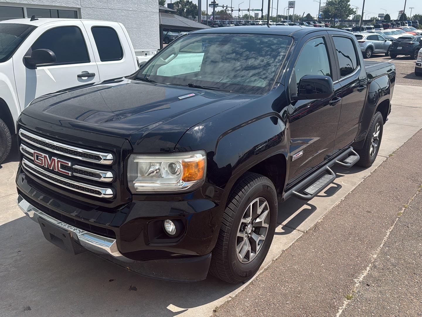 2017 GMC Canyon SLE Crew Cab 4WD