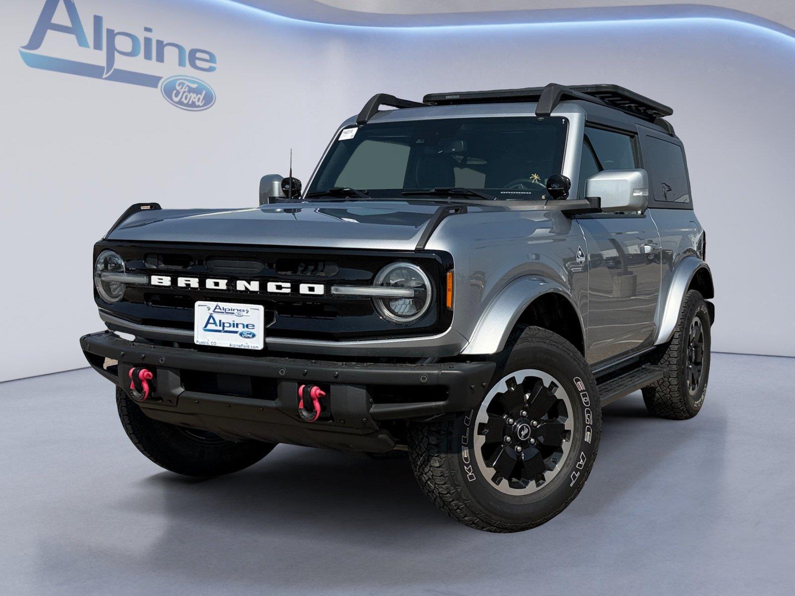 Iconic Silver 2021 Ford Bronco SUV / Crossover Four-Wheel Drive Automatic