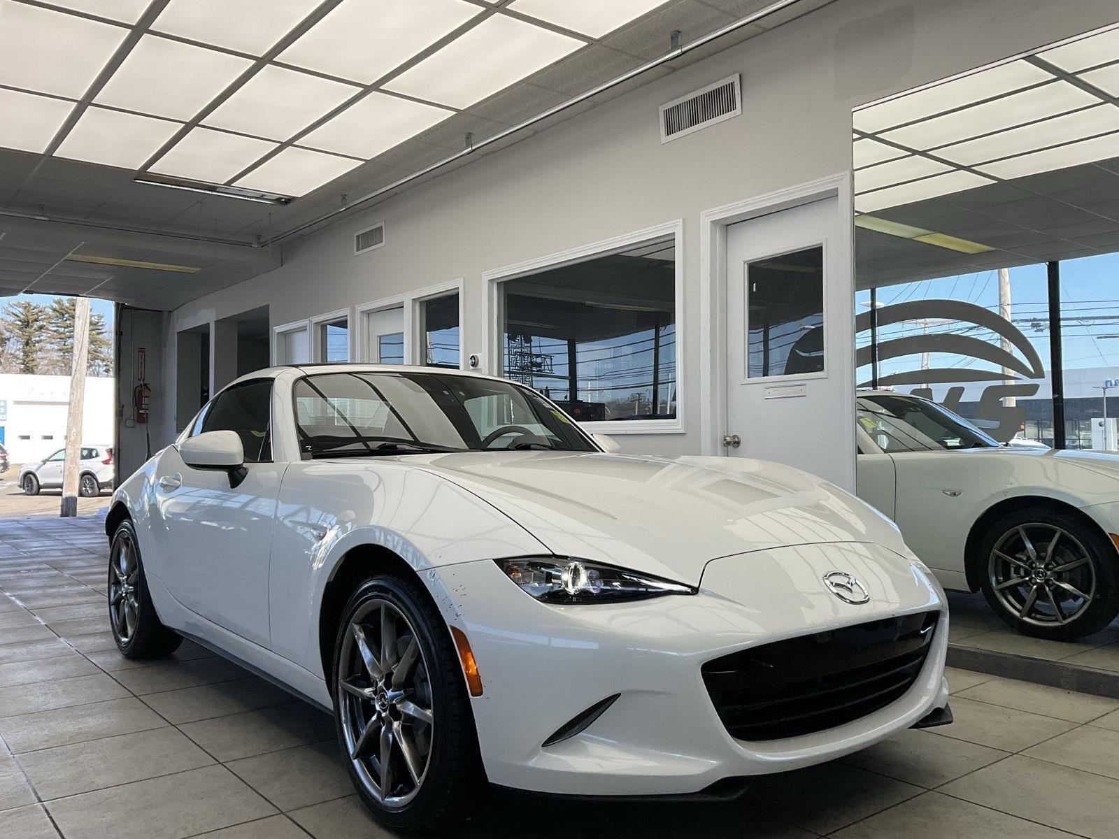 2022 Mazda MX-5 Miata RF Grand Touring RWD