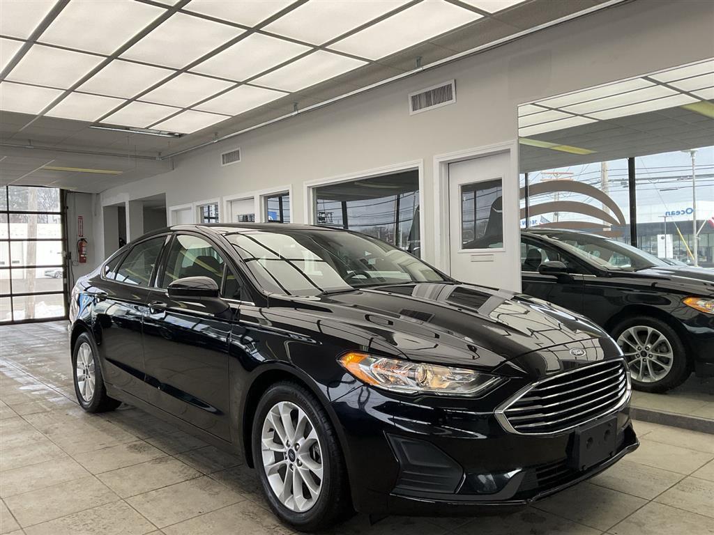 Agate Black 2020 Ford Fusion SE FWD Sedan Front-Wheel Drive 6-Speed Automatic