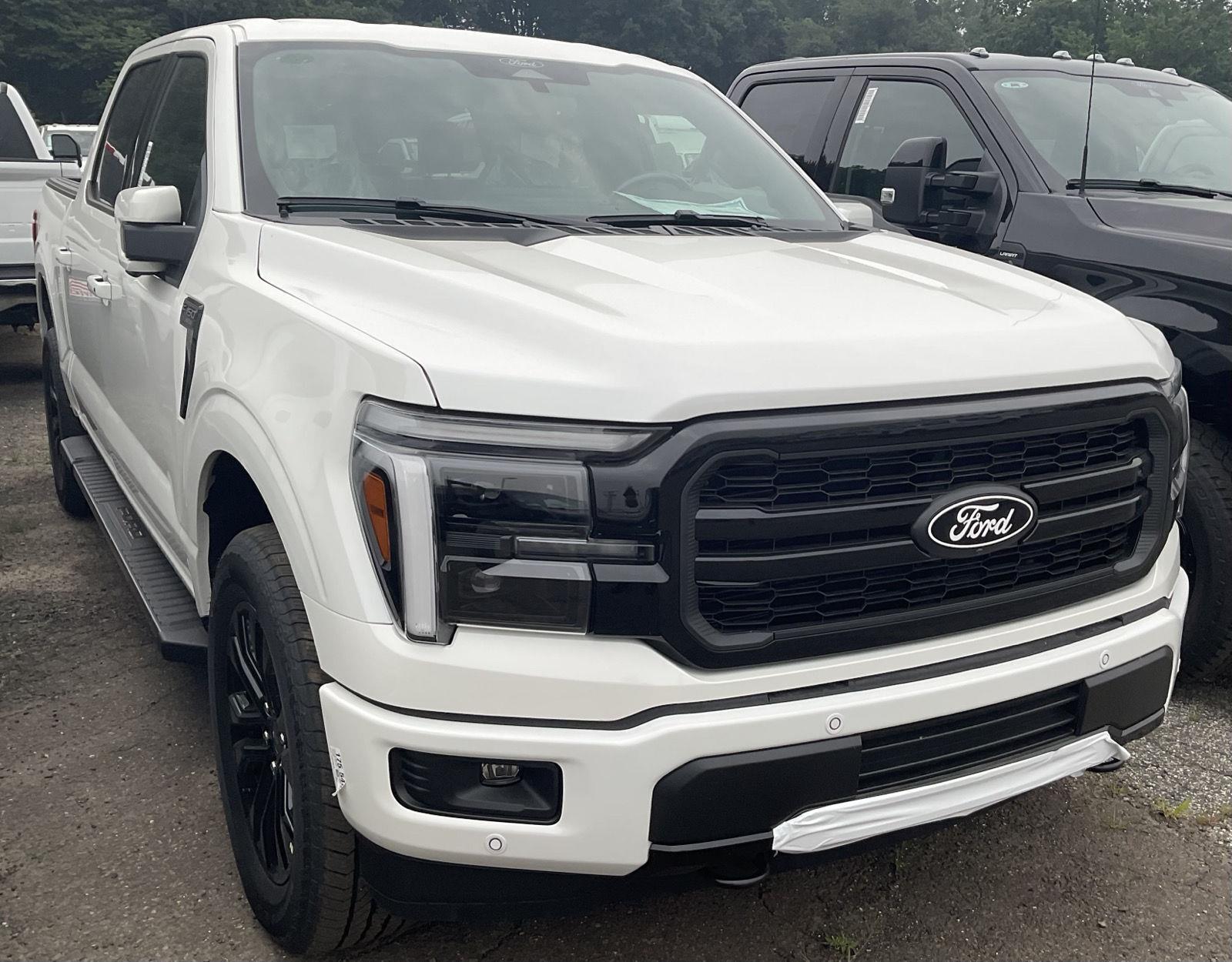 Star White Metallic Tri-Coat 2026 Ford F-150 Pickup Truck Four-Wheel Drive Automatic