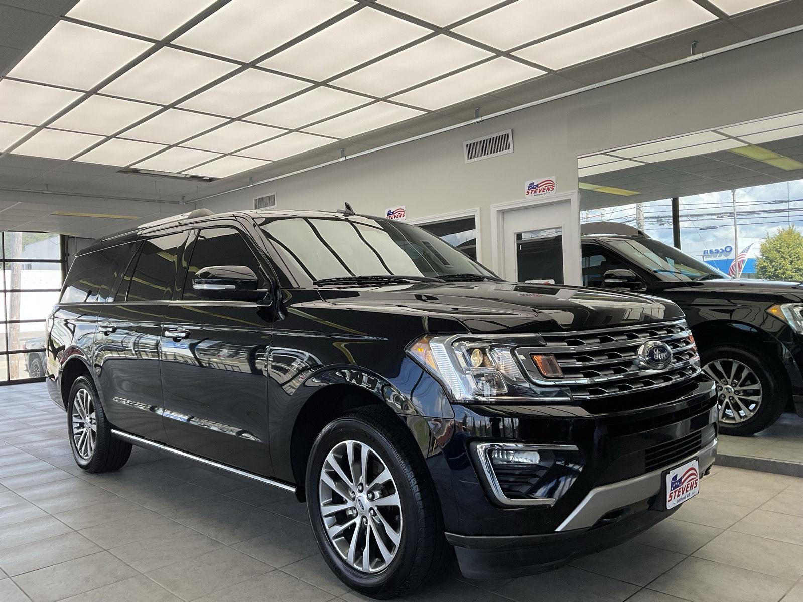 Shadow Black 2018 Ford Expedition SUV / Crossover Four-Wheel Drive Automatic