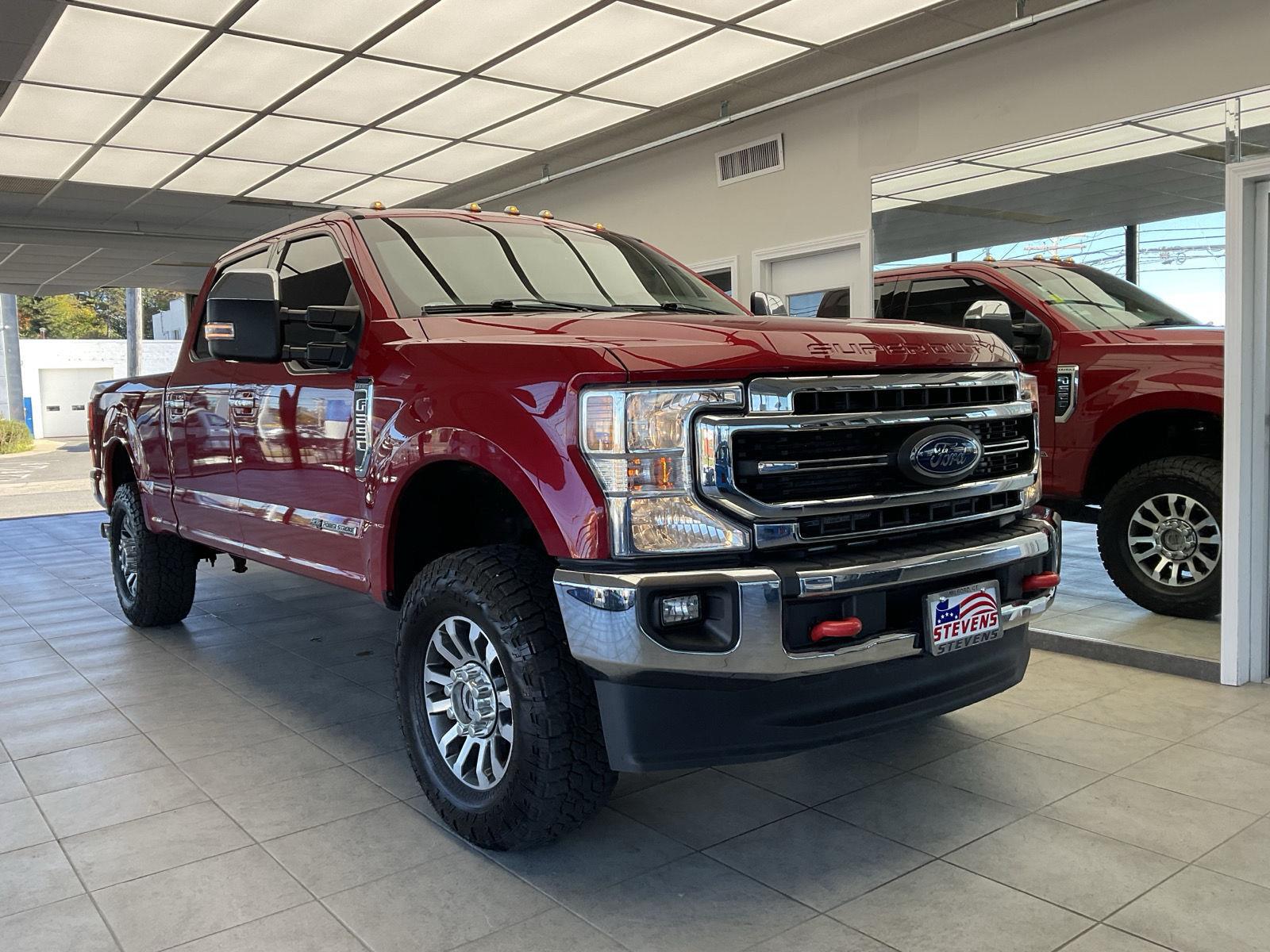 2020 Ford F-250 Super Duty Lariat Crew Cab 4WD