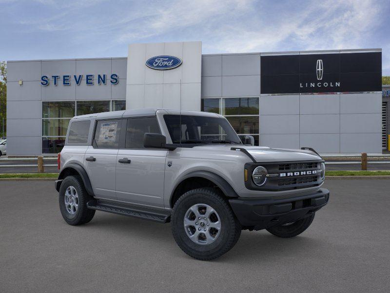 Avalanche Gray 2026 Ford Bronco SUV / Crossover Four-Wheel Drive 7-Speed Manual