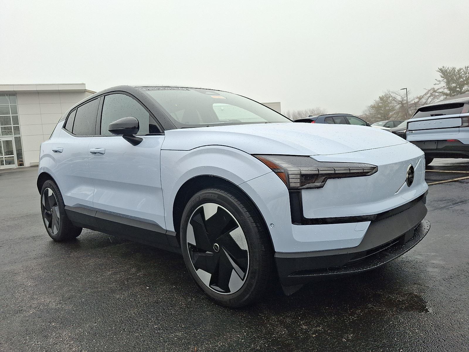 2025 Volvo EX30 Twin Ultra eAWD