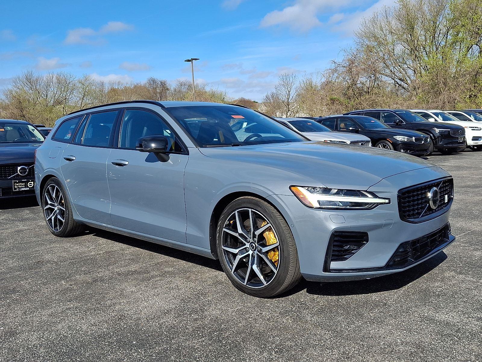 Gray (Thunder Grey Metallic) 2024 Volvo V60 Hybrid Plug-in Recharge T8 Polestar Engineered eAWD Wagon All-Wheel Drive Automatic