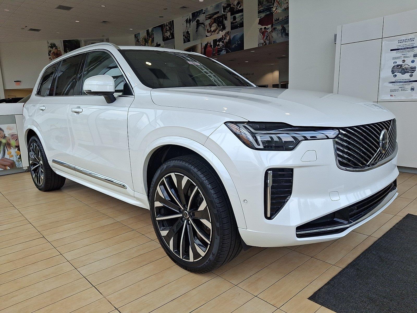CRYSTAL WHT MET 2026 Volvo XC90 SUV / Crossover All-Wheel Drive