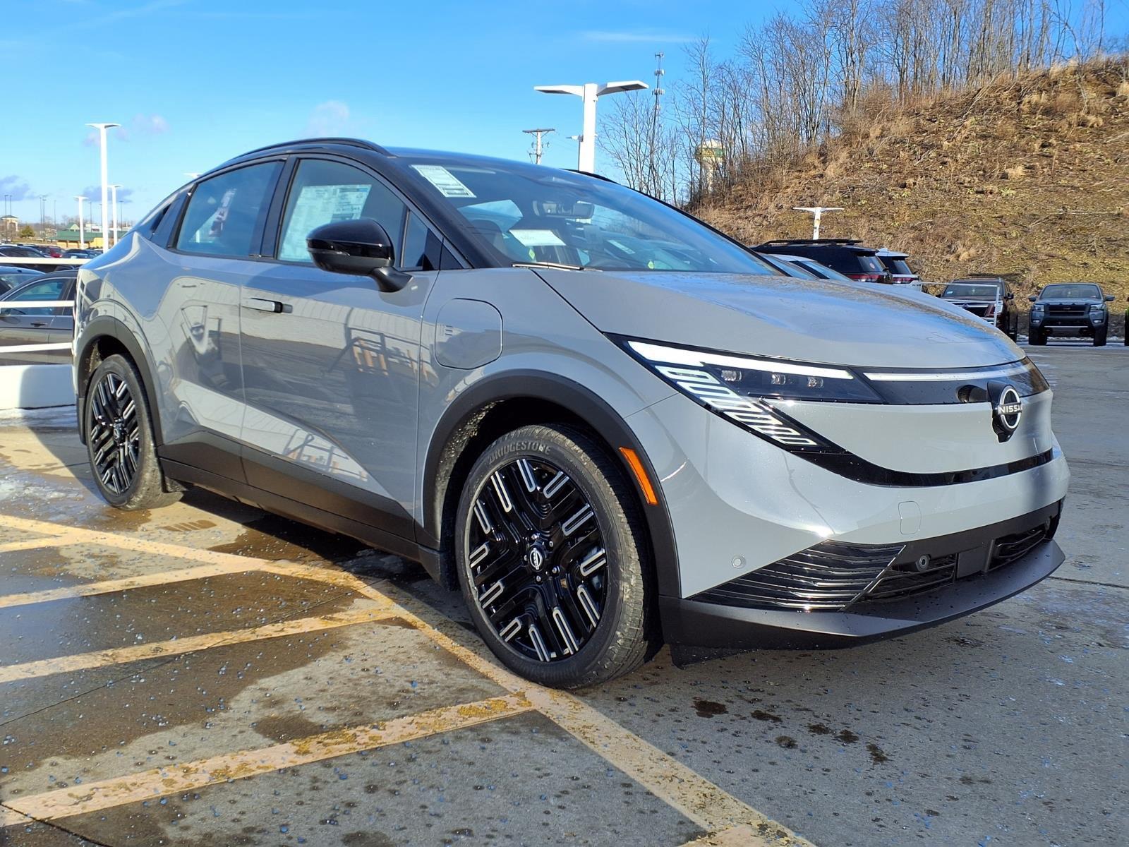 Boulder Gray Pearl/Black 2026 Nissan LEAF SUV / Crossover Front-Wheel Drive Automatic