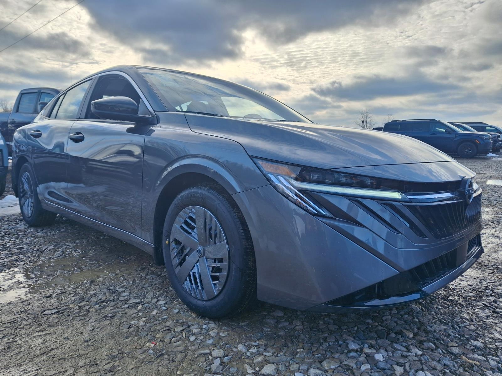 Gray (Gun Metallic) 2026 Nissan Sentra Sedan Front-Wheel Drive Continuously Variable Transmission