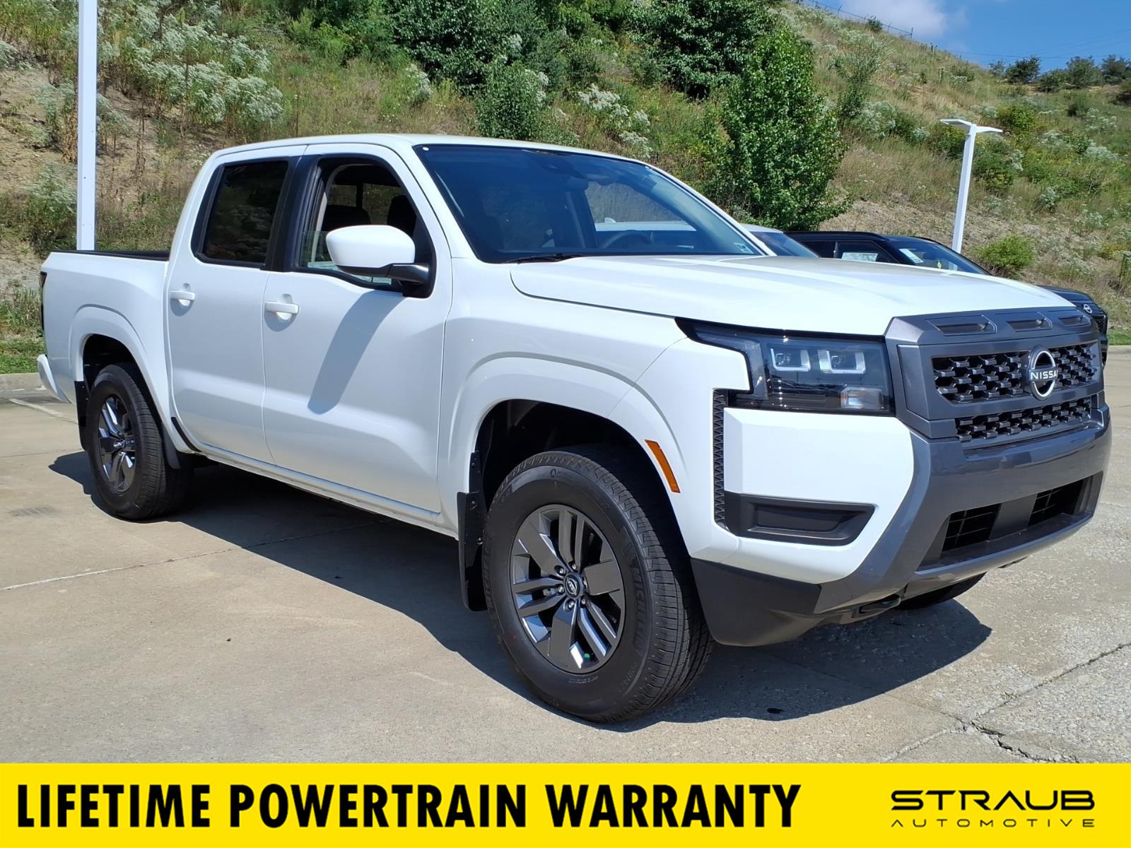 Glacier White 2026 Nissan Frontier Pickup Truck Four-Wheel Drive Automatic