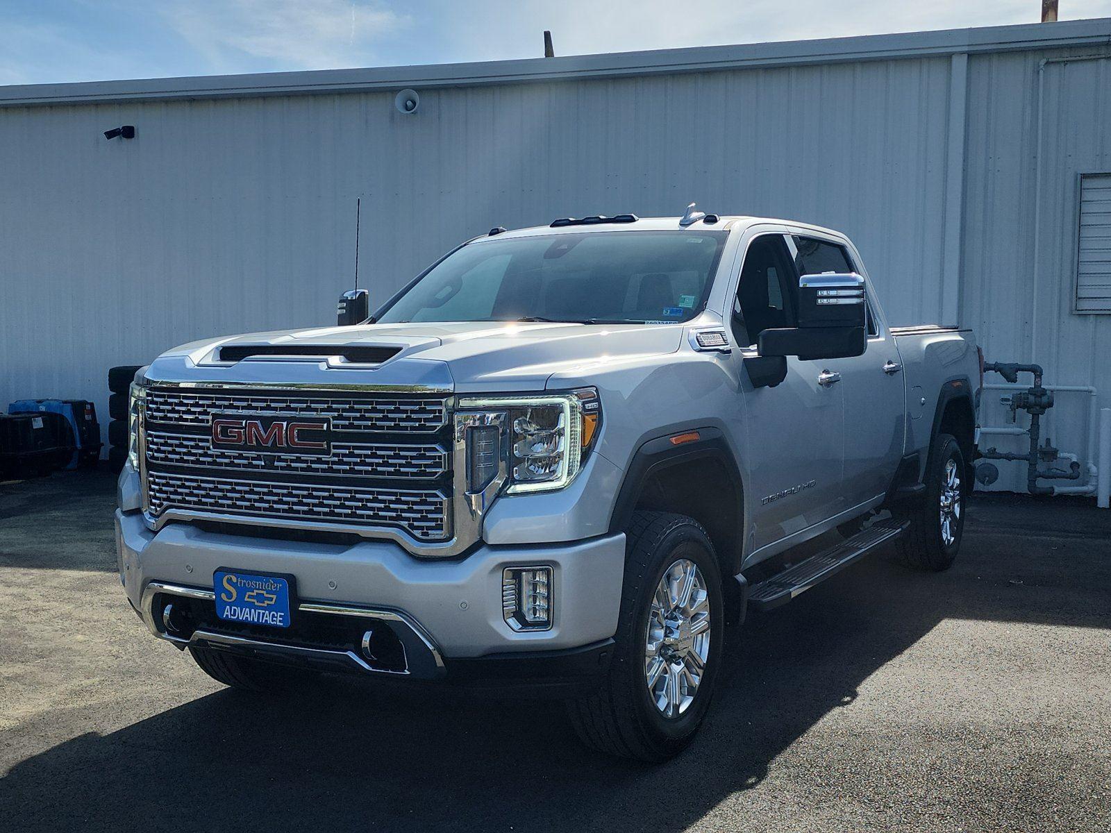 2022 GMC Sierra 2500HD Denali Crew Cab 4WD