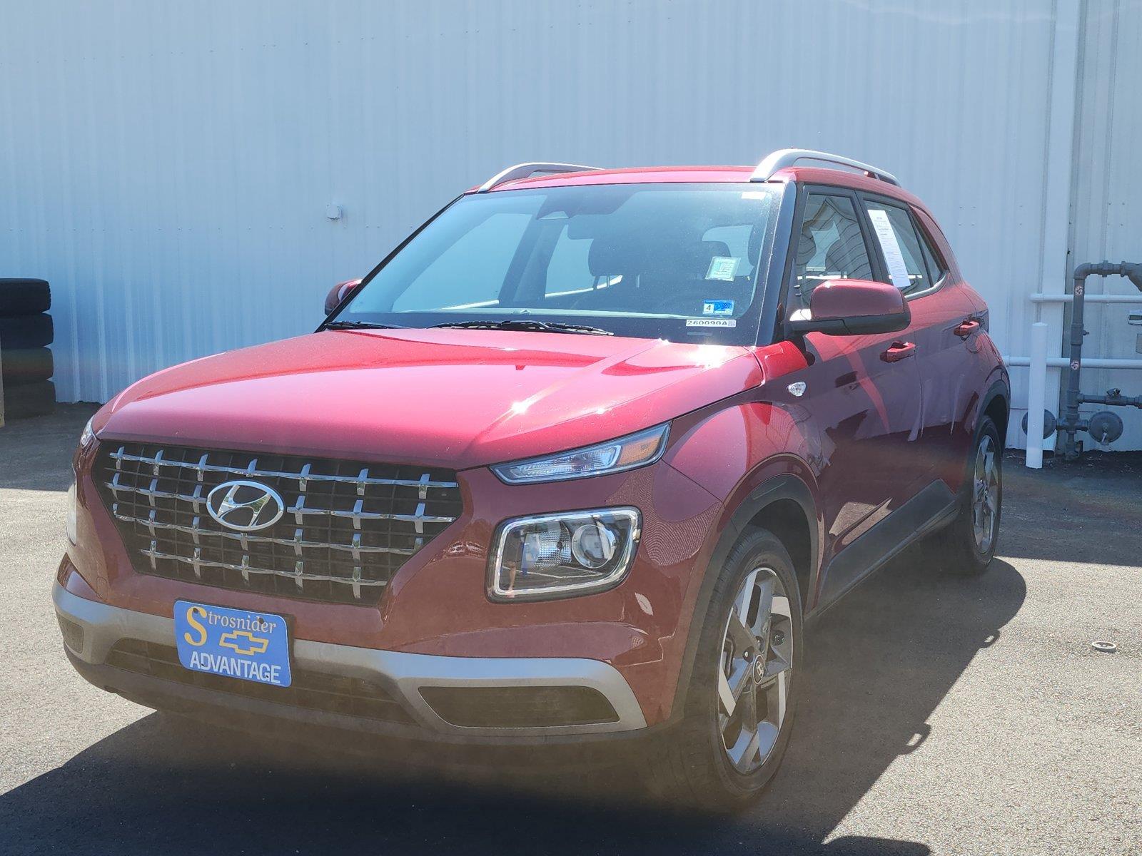  2025 Hyundai Venue SEL FWD   