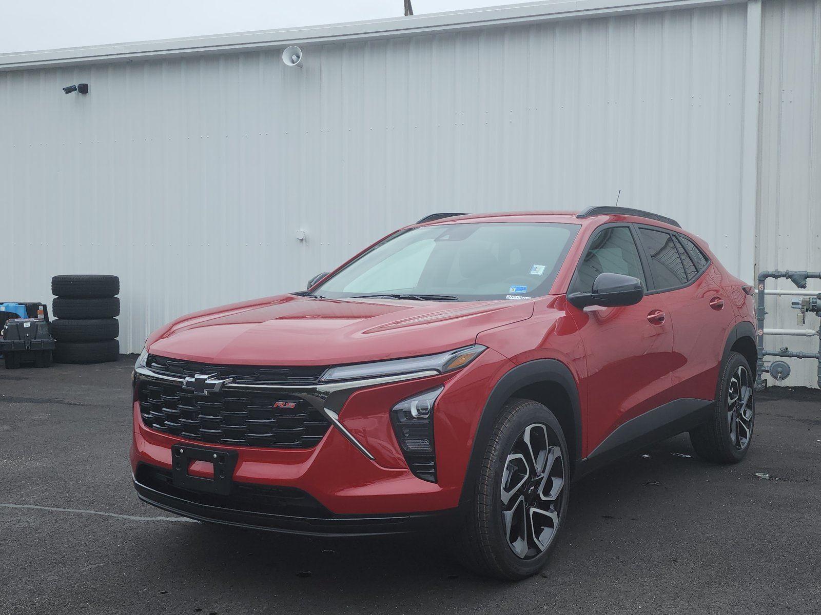 Apex Red 2026 Chevrolet Trax SUV / Crossover Front-Wheel Drive 6-Speed Automatic