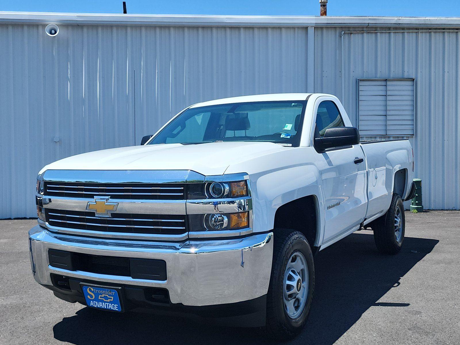 Summit White 2018 Chevrolet Silverado 2500HD Pickup Truck 4X2 Automatic