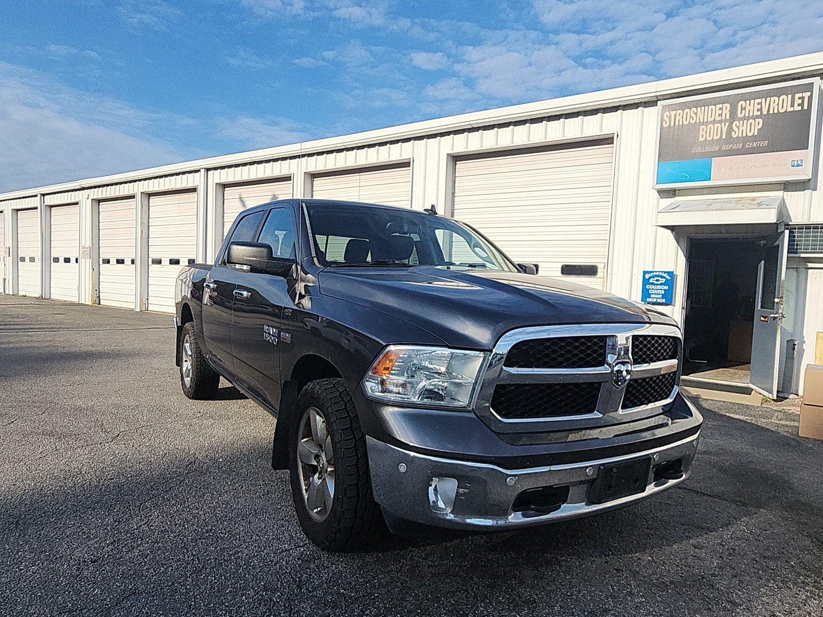 View vehicle photo 7