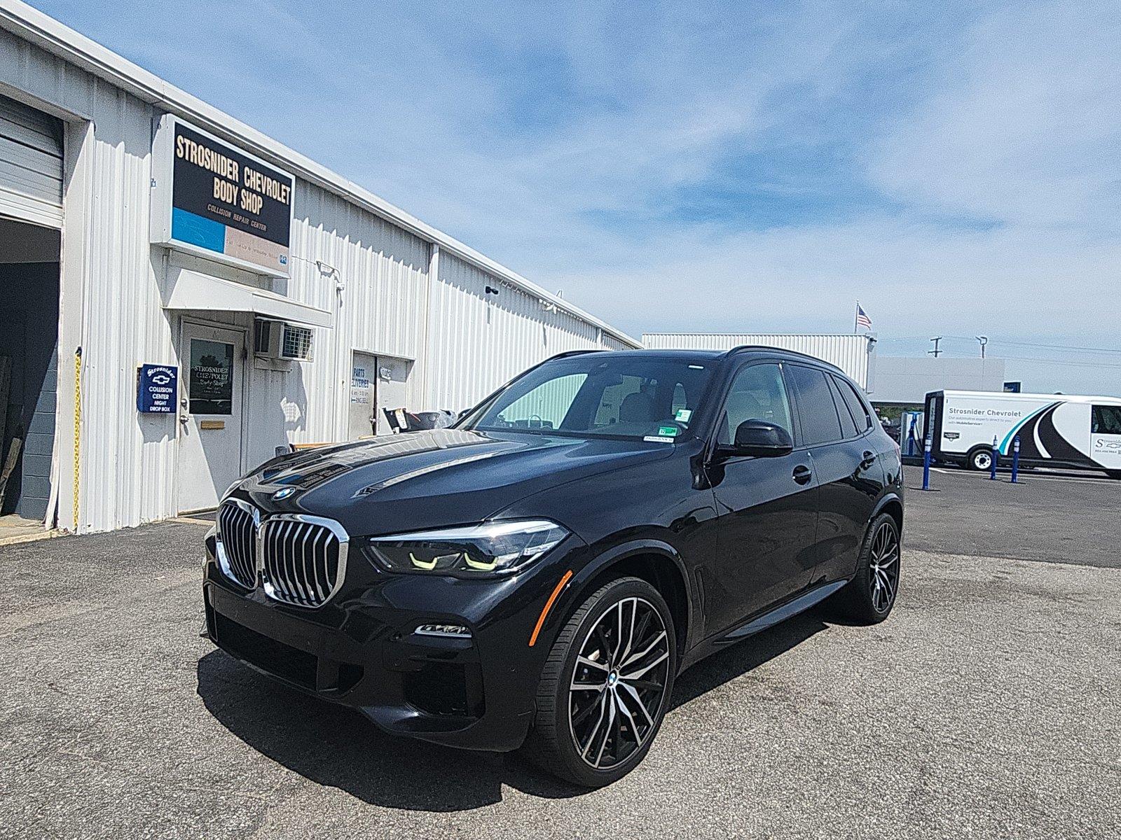 Black Sapphire Metallic 2020 BMW X5 SUV / Crossover Rear-Wheel Drive Automatic