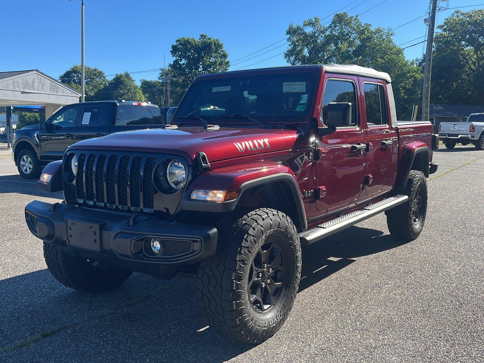 2021 Jeep Gladiator Willys Crew Cab 4WD