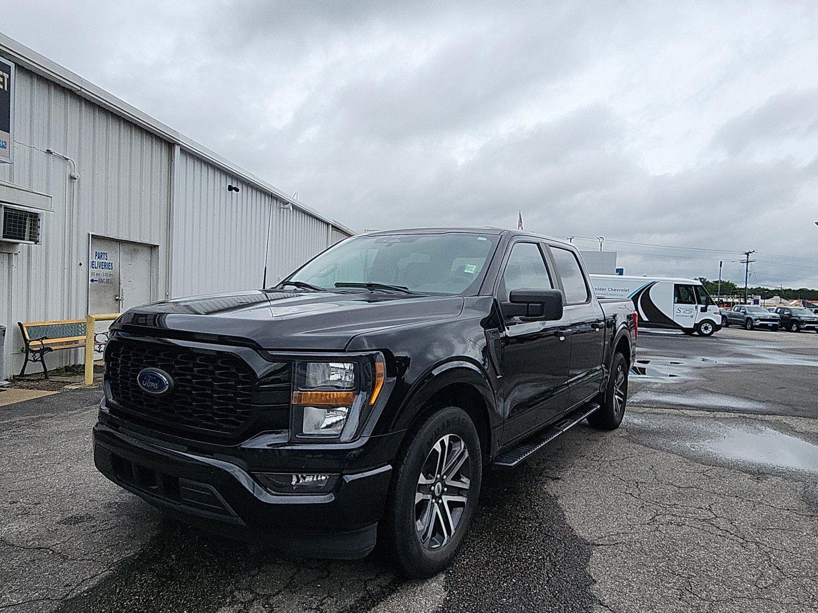 Agate Black Metallic 2023 Ford F-150 Pickup Truck 4X2 Automatic