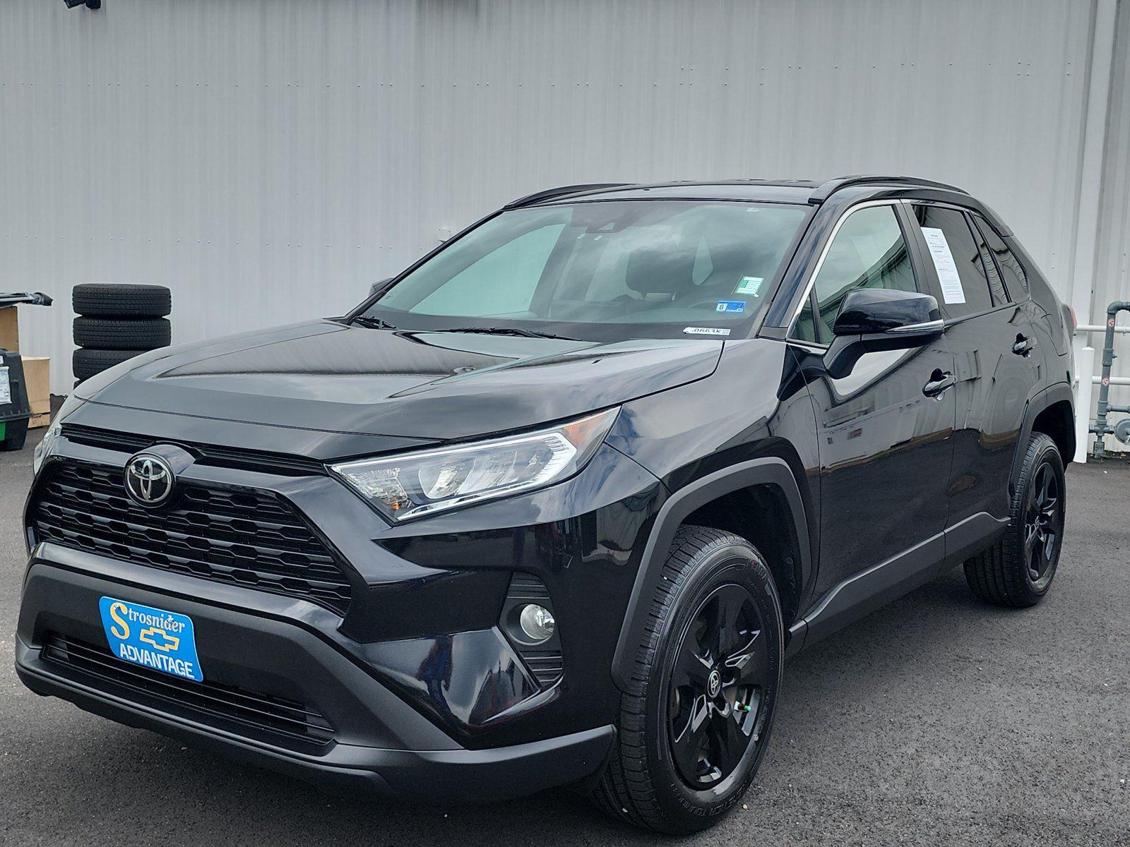 Midnight Black Metallic 2021 Toyota RAV4 SUV / Crossover Front-Wheel Drive Automatic