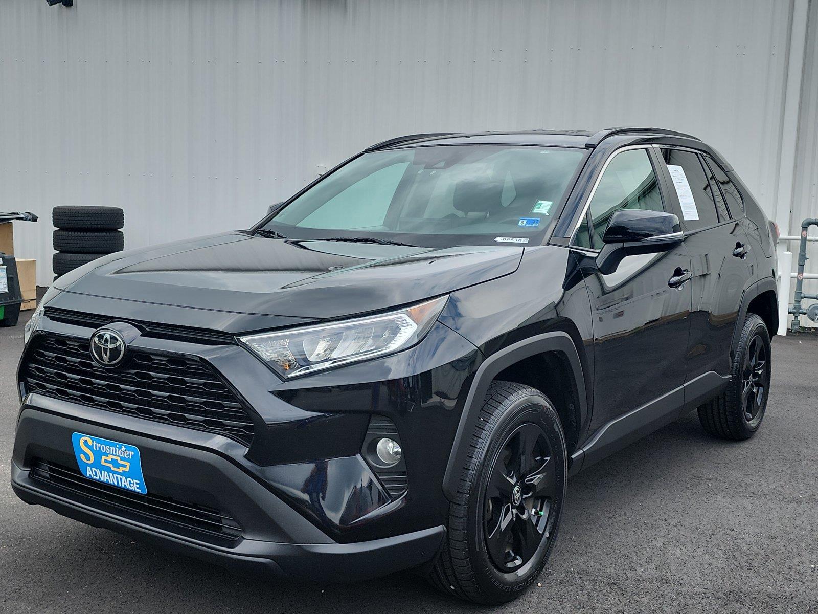 Midnight Black Metallic 2021 Toyota RAV4 SUV / Crossover Front-Wheel Drive Automatic